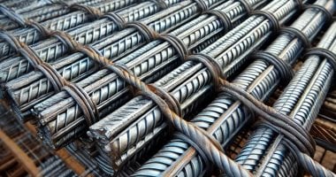 أسعار الحديد تتصدر المشهد اليوم الأحد 8 فبراير 2026 مع تسجيل حديد بشاي 37600 جنيه في السوق السعودي